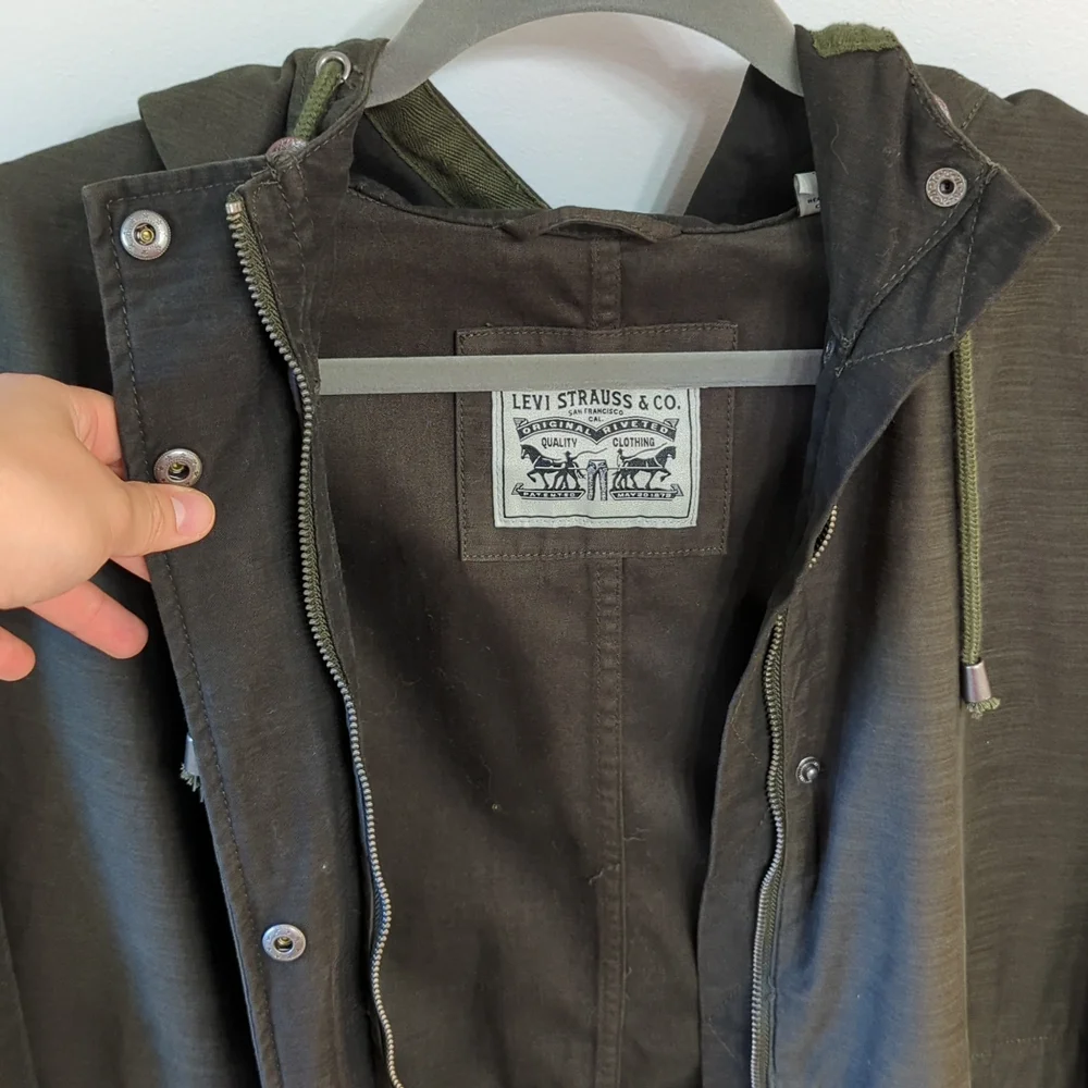 Levi jacket - Picture 9 of 11